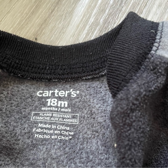 Carters 18 month Onesies 2-Pack - Picture 6 of 6